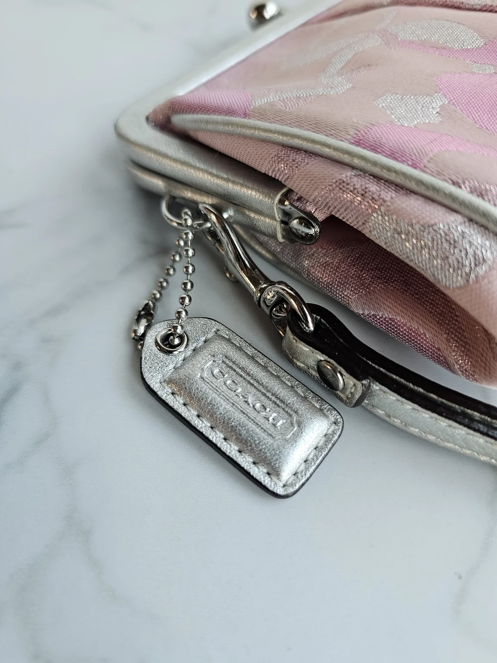 Pink Kisslock Wristlet and Card Wallet - Picture 5 of 12